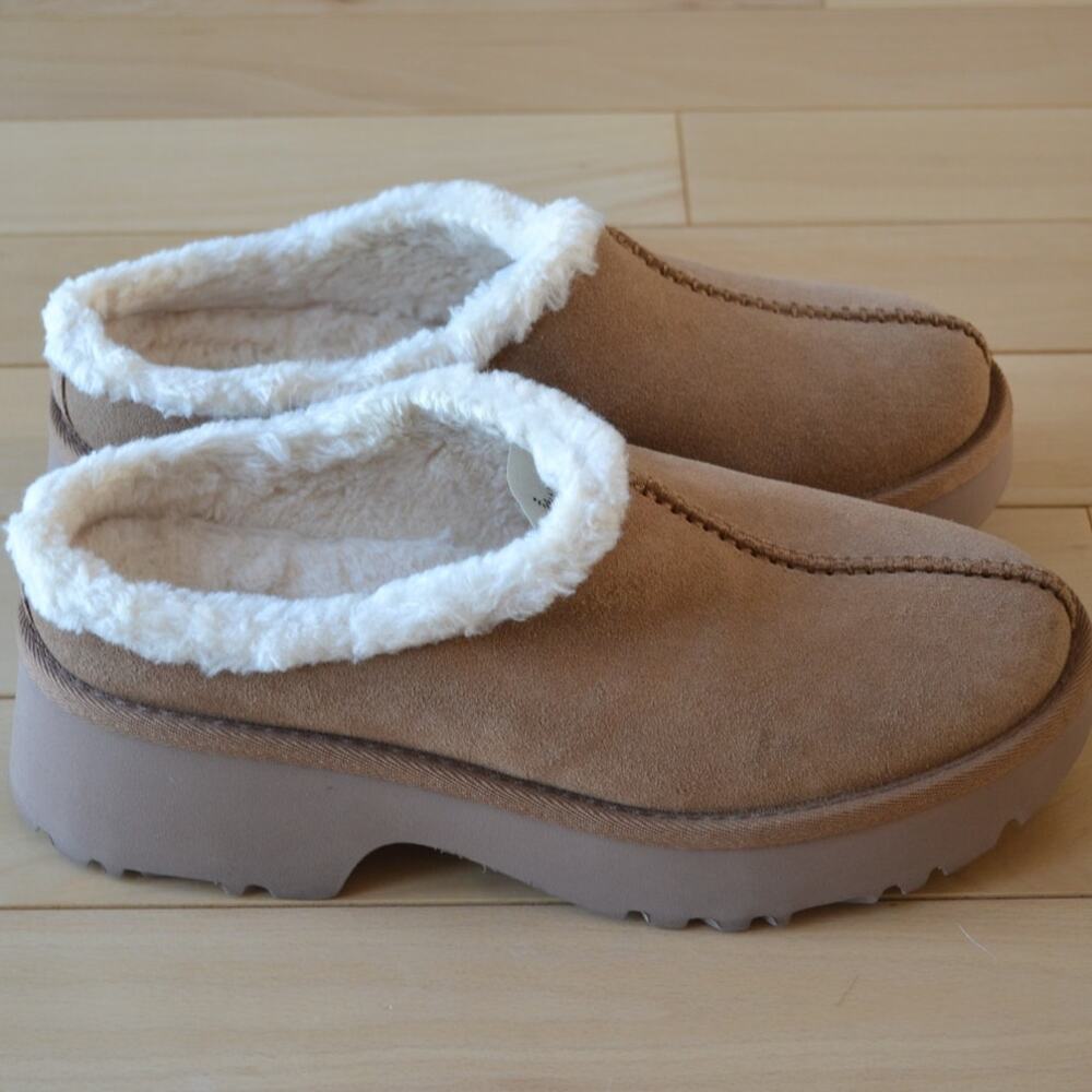 UGG Suede New Heights Cozy Clog Platform Shoes Size 10 Tan